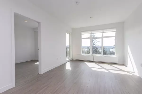 North Vancouver, BC V7L 1G8,733 E 3rd ST #406