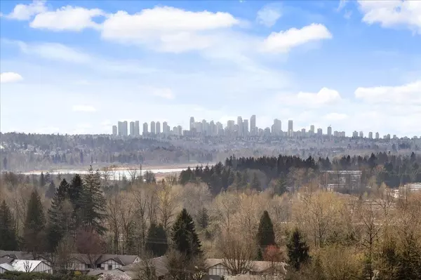 Burnaby, BC V3J 7J8,9280 Salish CT #1504