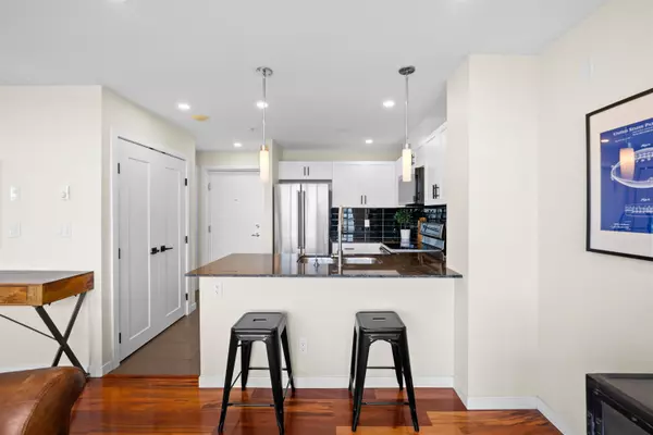 New Westminster, BC V3L 0C9,306 Sixth ST #603