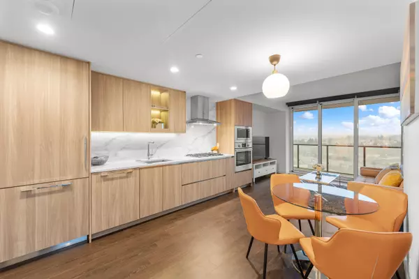 Burnaby, BC V5C 0N2,4890 Lougheed HWY #1202