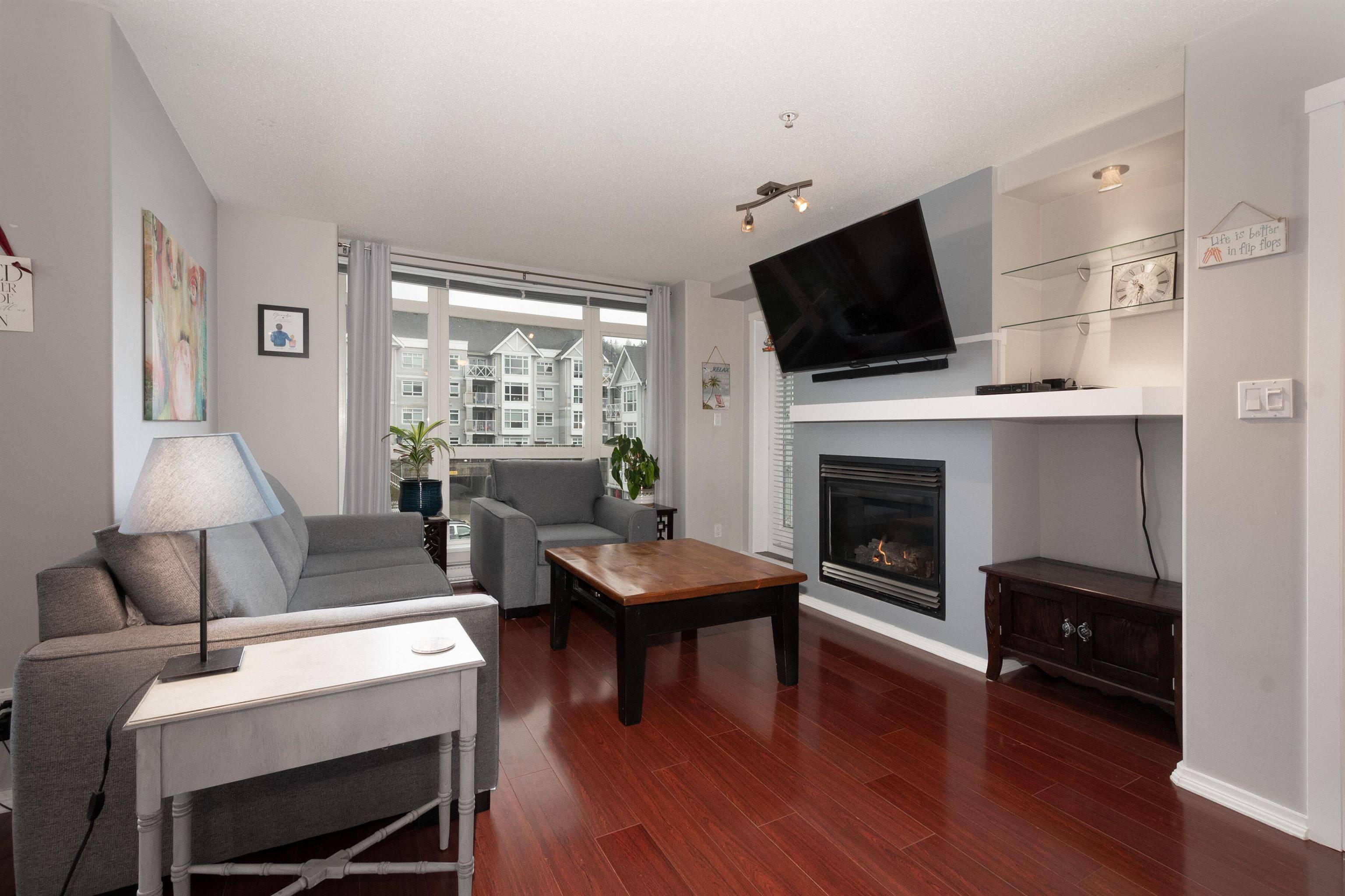 Port Moody, BC V3H 5E4,3142 St Johns ST #307
