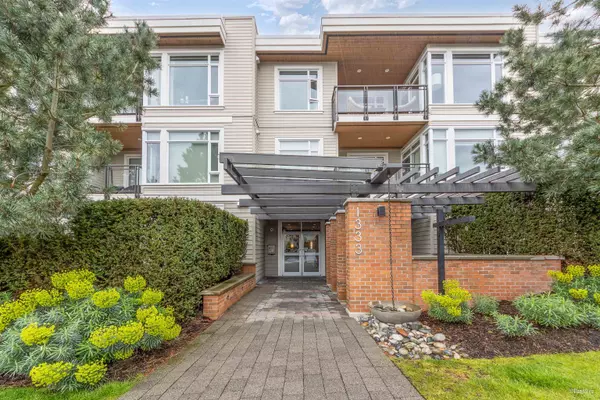 White Rock, BC V4B 3Y2,1333 Winter ST #PH1