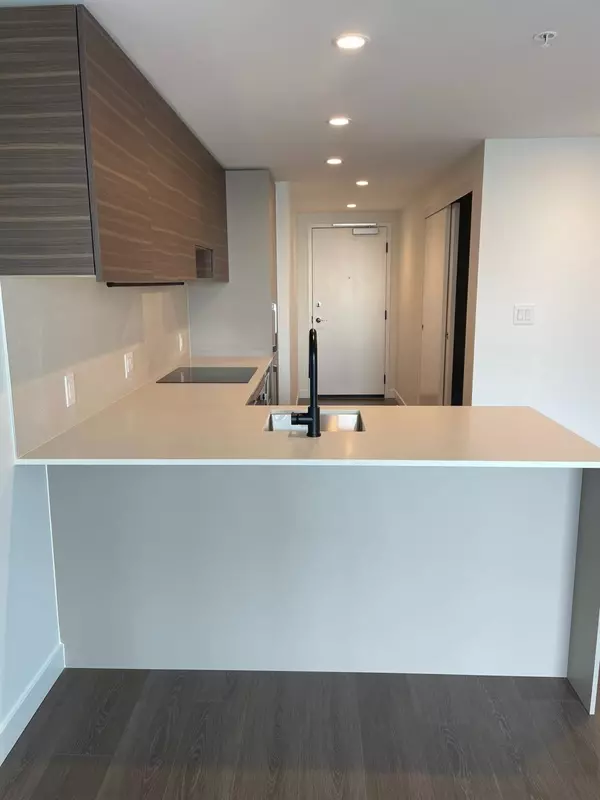 Surrey, BC V3T 0V7,13725 George Junction #2611