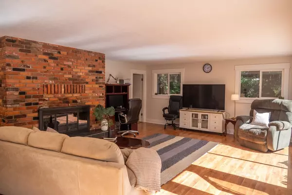 Pender Island, BC V0N 2M2,3826 Cutlass CT