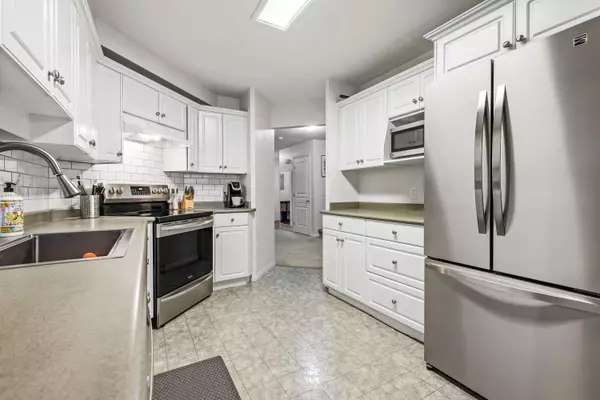 Abbotsford, BC V2S 8G9,2525 Yale CT #8