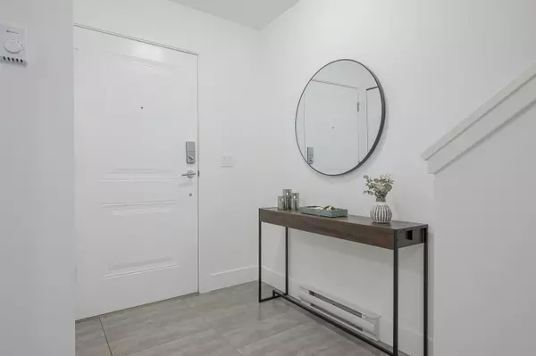 Surrey, BC V4N 6M8,19433 68 AVE #103