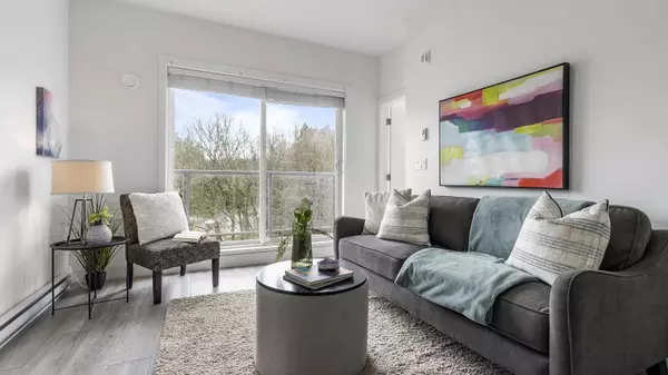 Surrey, BC V3T 0P2,13978 Fraser HWY #608