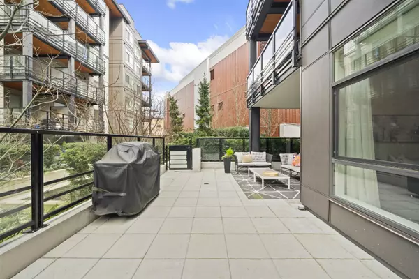 North Vancouver, BC V7L 0H2,128 E 8 ST #109