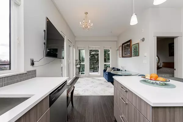 Port Coquitlam, BC V3C 0E5,2214 Kelly AVE #407