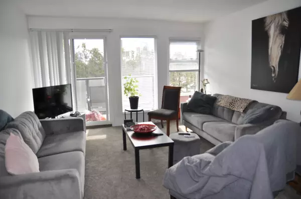 1850 E Southmere CRES #307,  Surrey,  BC V4A 6Y6