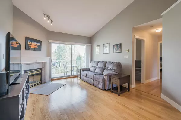 Surrey, BC V3S 7K3,5750 174 ST #20