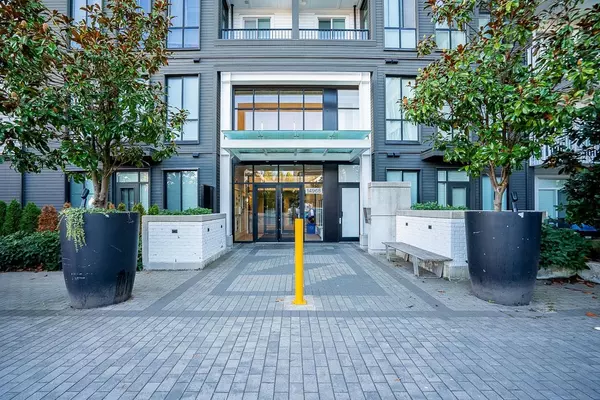 Surrey, BC V3R 0E8,14968 101a AVE #130