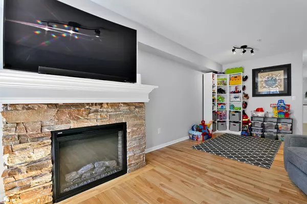 Langley, BC V1M 3K2,8930 Walnut Grove DR #15