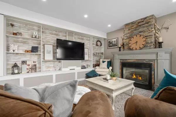 Mission, BC V2V 2E1,33110 7th AVE