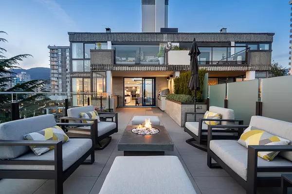 West Vancouver, BC V7V 4R4,2090 Argyle AVE #601