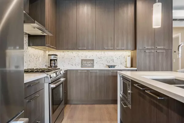 Cultus Lake, BC V2R 6C2,3175 Columbia Valley RD #207