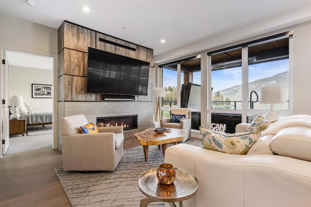 Cultus Lake, BC V2R 6C2,3175 Columbia Valley RD #207