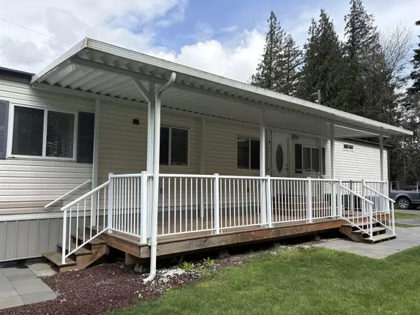 Hope, BC V0X 1L2,62010 Flood Hope RD #8