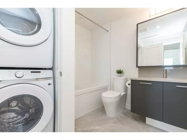 Mission, BC V2V 1B8,31900 Raven AVE #A304