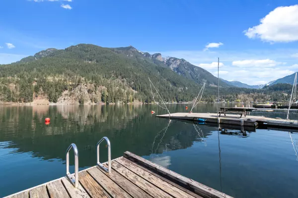 Hope, BC V0X 1L1,21293 Lakeview CRES #9