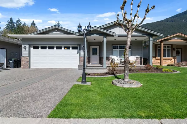 Hope, BC V0X 1L1,21293 Lakeview CRES #9