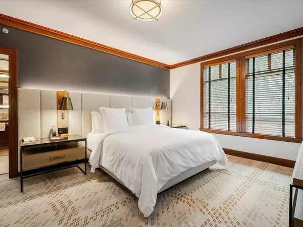 Whistler, BC V8E 0Y4,4591 Blackcomb WAY #229