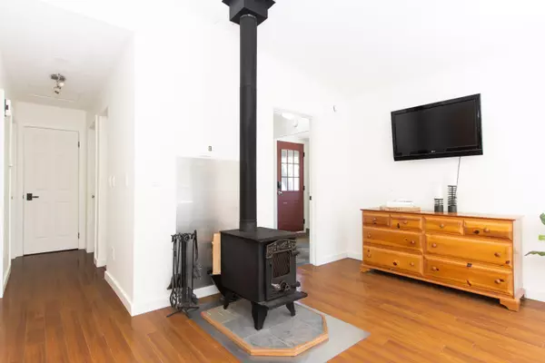 Whistler, BC V8E 0A1,49 Pine LOOP