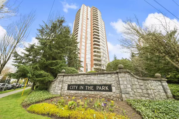 6888 Station Hill DR #1306,  Burnaby,  BC V3N 4X5