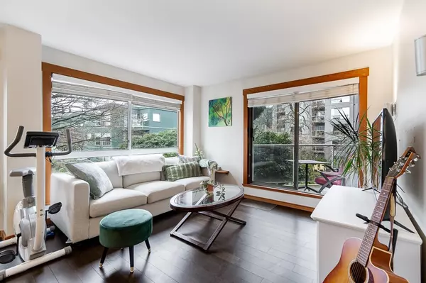 Vancouver, BC V6J 4S3,1510 W 1st AVE #301