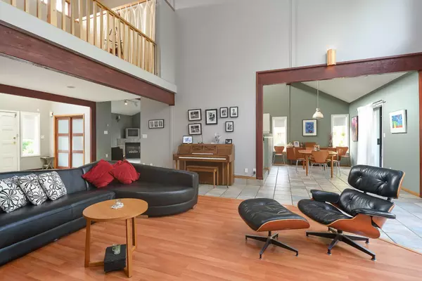 Delta, BC V4L 1L5,33 67 ST