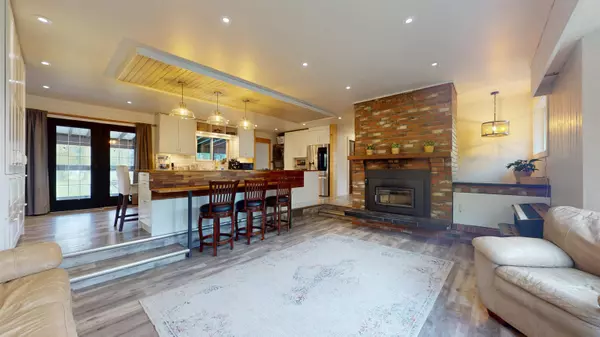 Pemberton, BC V0N 2L2,884 Erickson RD