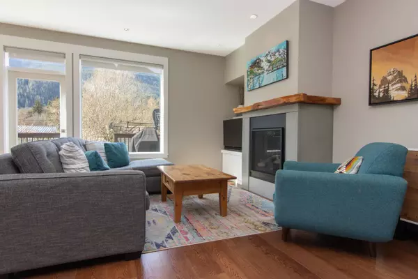 Squamish, BC V0N 1H0,41835 Hope RD