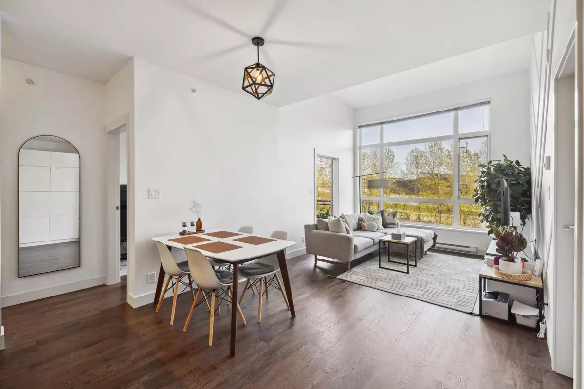 Burnaby, BC V3N 0E6,7058 14th AVE #407