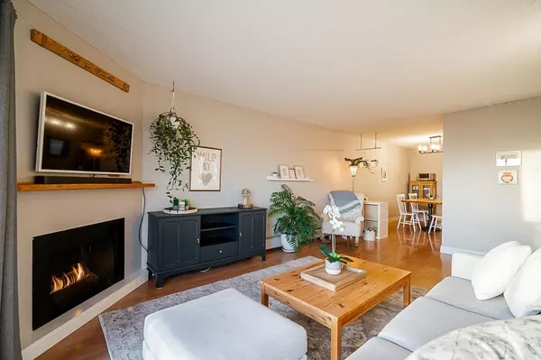 North Vancouver, BC V7M 1E1,308 W 2nd ST #208