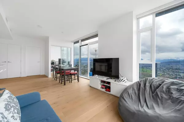 Burnaby, BC V5H 0K2,6000 Mckay AVE #4708