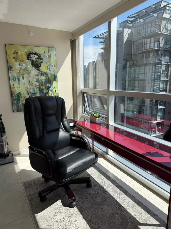 Vancouver, BC V6Z 2S3,1050 Burrard ST #2506