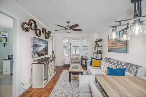 Langley, BC V3A 1G2,5474 198 ST #410