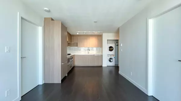 Surrey, BC V3T 0L3,13750 100 AVE #4505