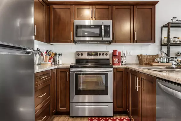 Chilliwack, BC V2P 0B8,9422 Victor ST #217