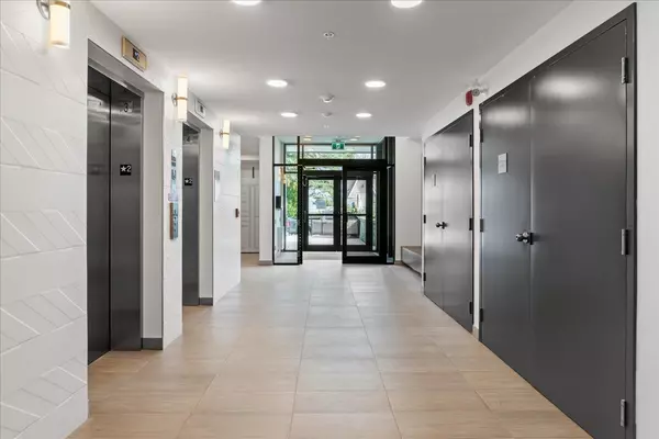 Mission, BC V2V 0L1,31940 Raven AVE #323