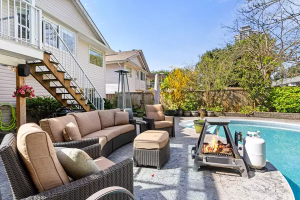 Port Coquitlam, BC V3B 2H8,2615 Larkin AVE