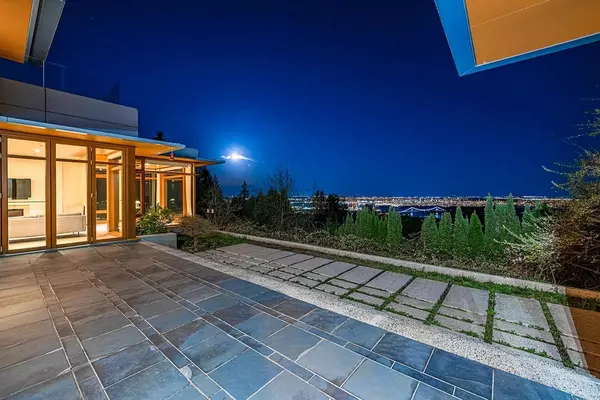 West Vancouver, BC V7S 2S1,1460 Chartwell DR