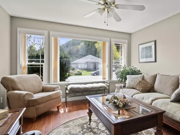 Harrison Hot Springs, BC V0M 1K0,215 Balsam AVE