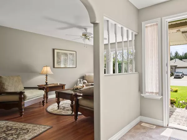 Harrison Hot Springs, BC V0M 1K0,215 Balsam AVE