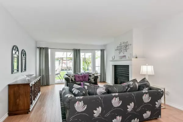 Langley, BC V3A 7Z3,5550 Langley Bypass RD #72