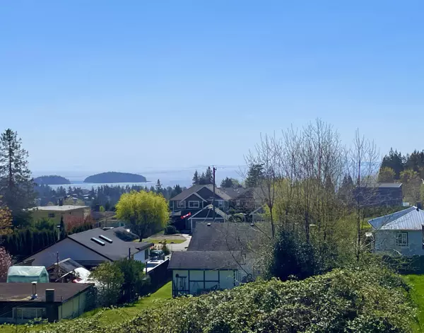 Gibsons, BC V0N 1V9,732 Steinbrunner RD