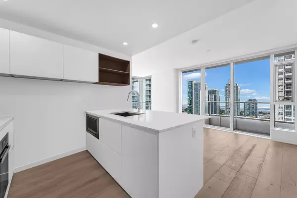 Burnaby, BC V5H 0K2,6000 Mckay AVE #4002