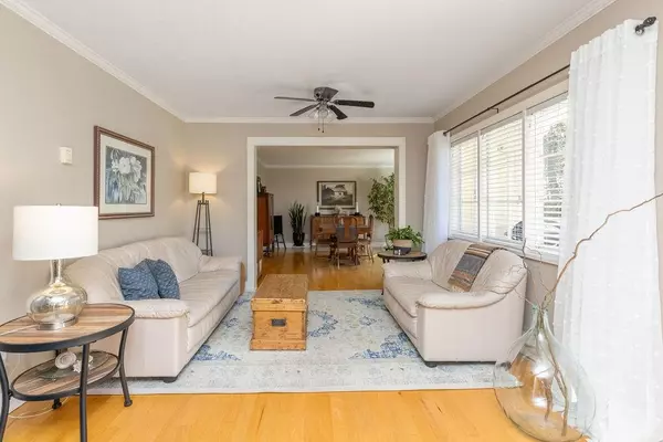 Gibsons, BC V0N 1V7,1266 Reed RD