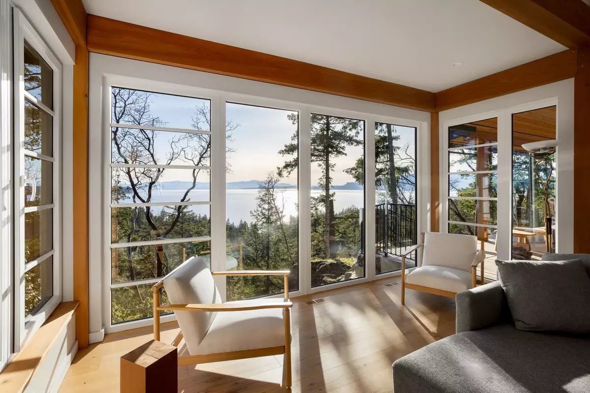 Halfmoon Bay, BC V7Z 1B8,10635 Wood Bay Ridge RD