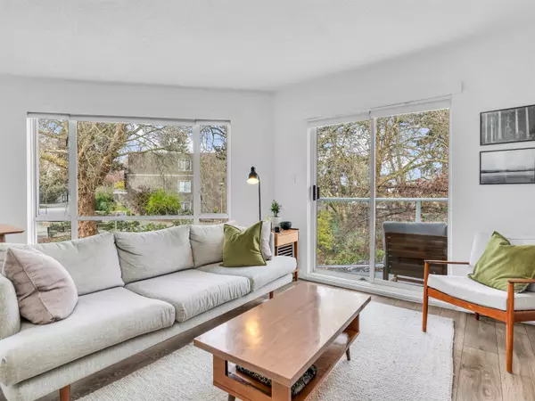 Vancouver, BC V5Z 1C2,889 W 7th AVE #211